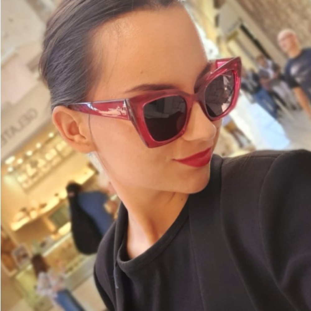 Excluded Saint Laurent Sunglasses, New 340 - Picture 4 of 7